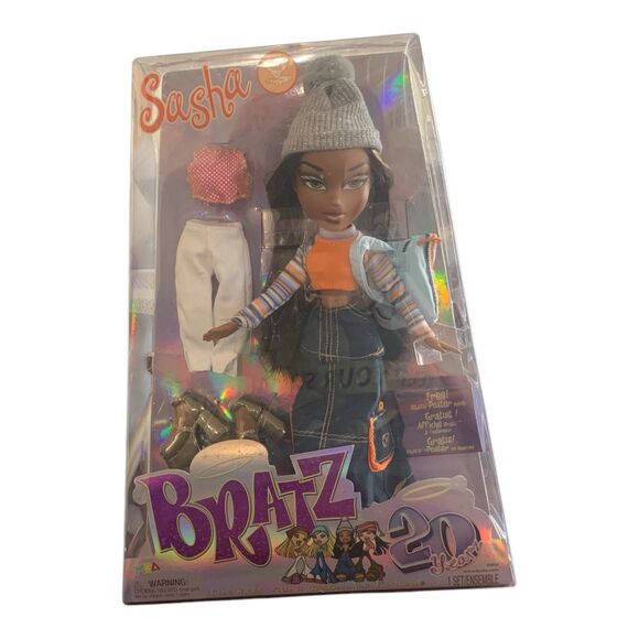 2021 Bratz 20 Year special Edition Doll - Picture 1 of 3